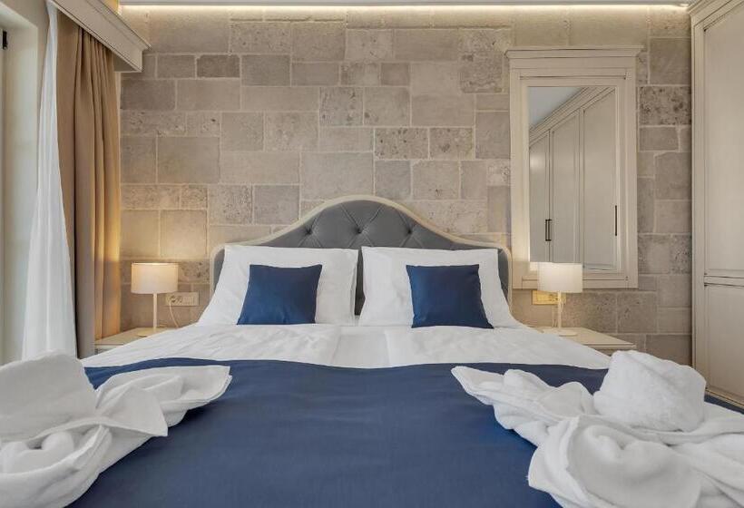 جناح ديلوكس مطل على البحر, Heritage Hotel Liberan