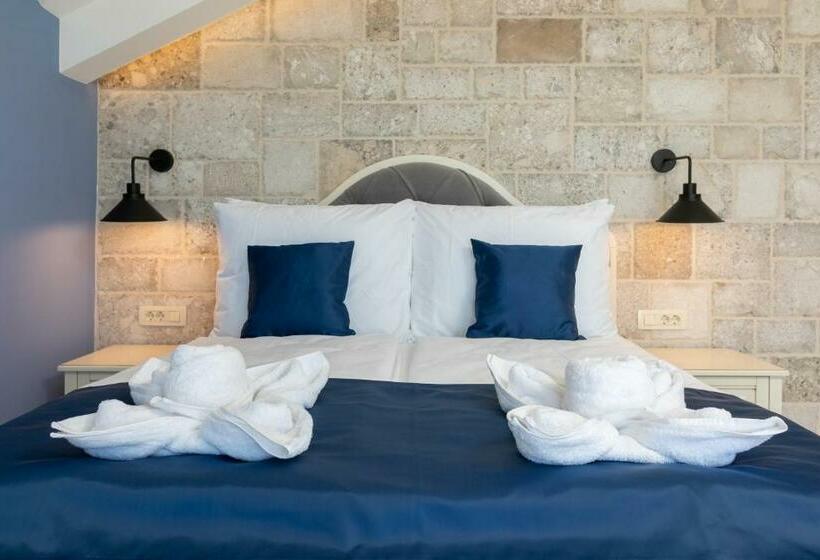 غرفة ديلوكس ذات إطلالة جانبية على البحر, Heritage Hotel Liberan