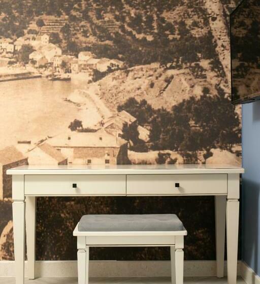 غرفة ديلوكس ذات إطلالة جانبية على البحر, Heritage Hotel Liberan