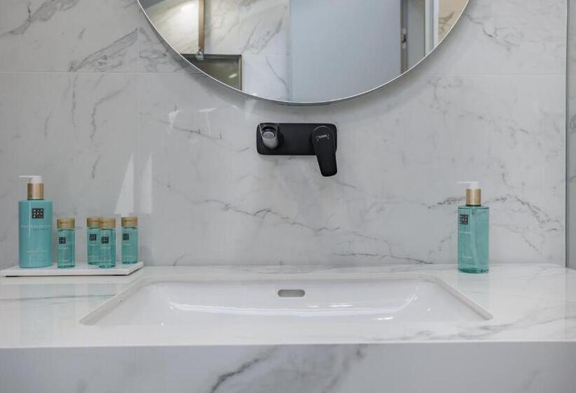 Quarto Deluxe com Balcão, Heritage Rooms Split Olympic Dream