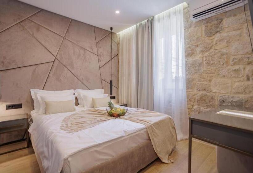 Quarto deluxe, Heritage Rooms Split Olympic Dream