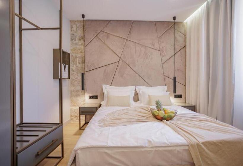 Quarto Deluxe, Heritage Rooms Split Olympic Dream
