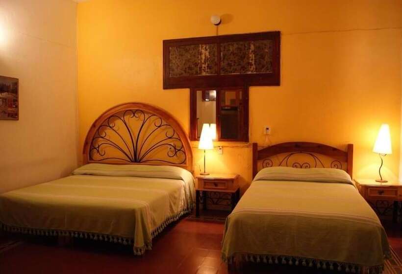 חדר פרמיום לארבעה, Posada Del Centro