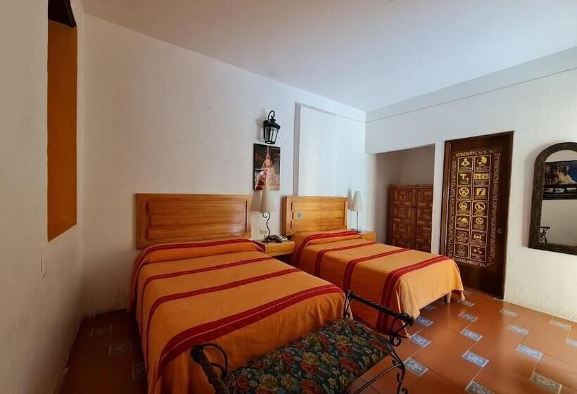 חדר פרמיום לארבעה, Posada Del Centro