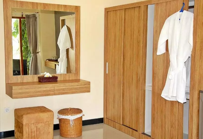 ویلای استاندارد با چشم‌انداز باغ, Bali Dive Resort And Spa
