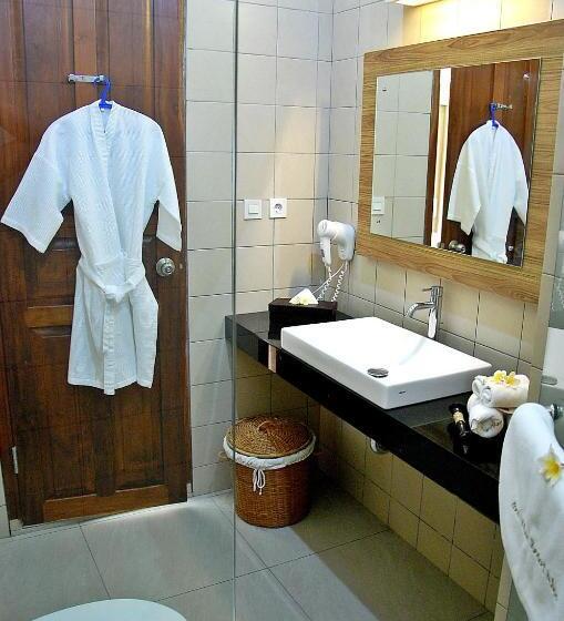 بنجلو قياسى مطلّ علي الحديقة, Bali Dive Resort And Spa