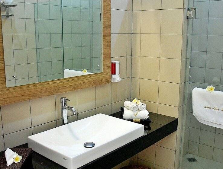 חדר דלוקס לשלושה, Bali Dive Resort And Spa