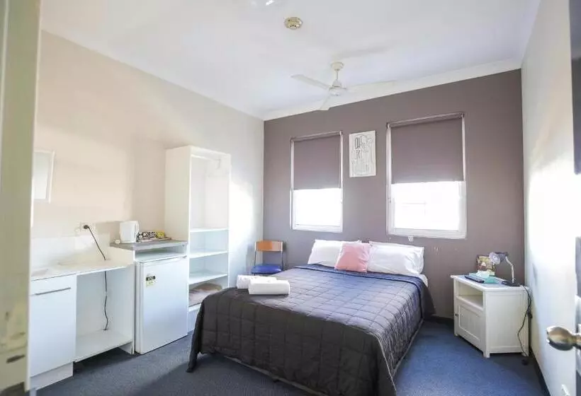 バス共有のスタンダードルーム, Bayview Hotel Woy Woy