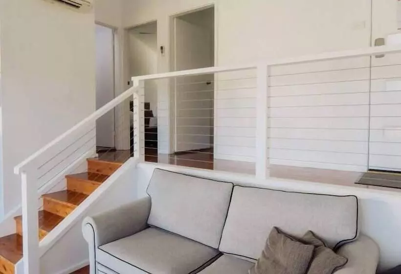 ویلا دلوکس 2 خوابه, Wine Country Villas