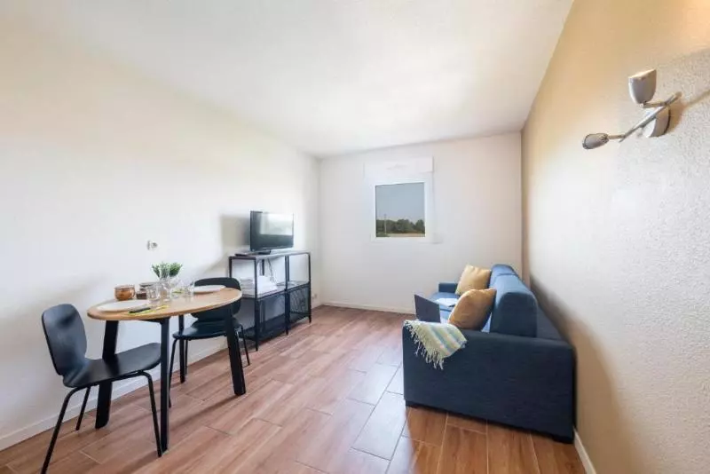 استودیوی استاندارد, Garden & City Aix En Provence  Puyricard