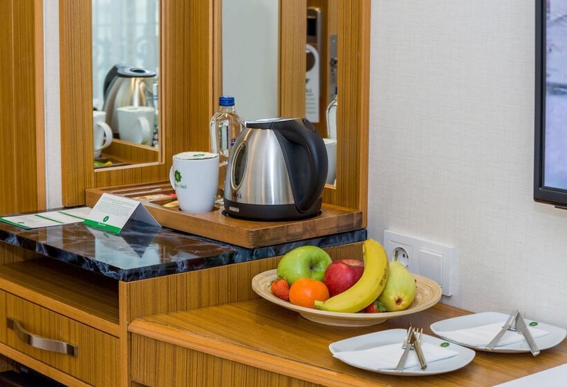 اتاق استاندارد, Bizim