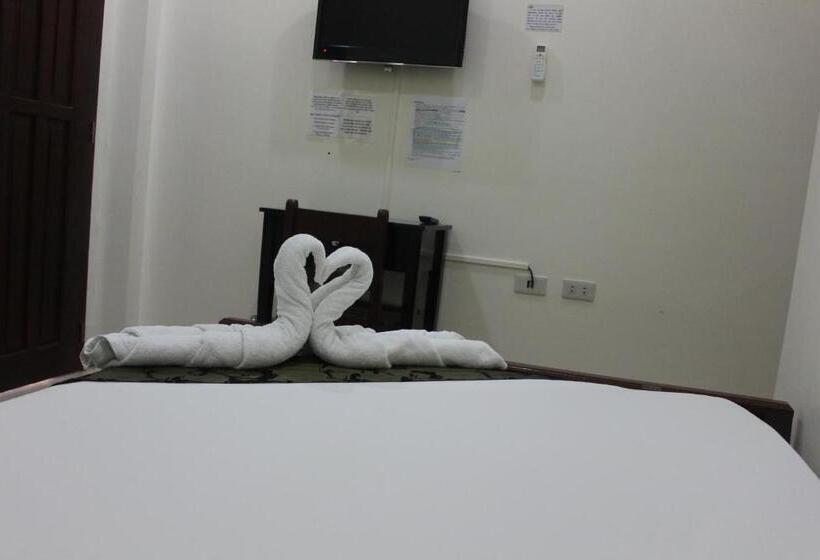 اتاق استاندارد, Blue Lagoon Inn & Suites