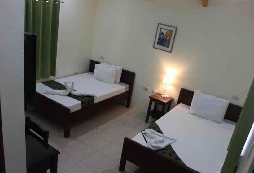 ویلای لوکس 1 خوابه, Blue Lagoon Inn & Suites