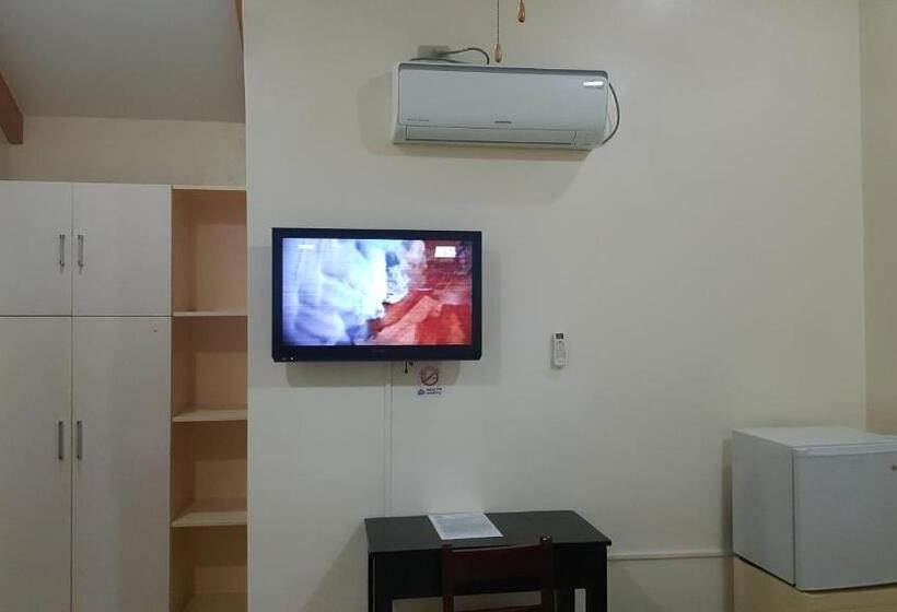 ویلای لوکس 1 خوابه, Blue Lagoon Inn & Suites