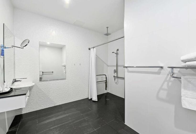 سوئیت برای معلولان, Ch Boutique Hotel & Apartments, Ascend Hotel Collection