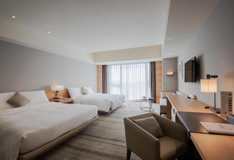 اتاق استاندارد چهار تخته, Cozzi Ximen Tainan