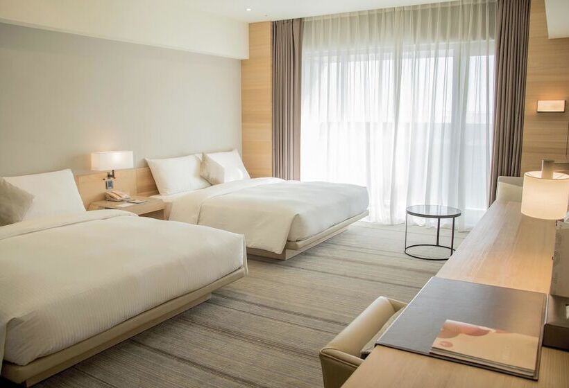 اتاق استاندارد چهار تخته, Cozzi Ximen Tainan