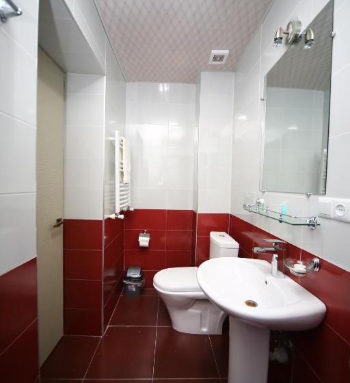 اتاق استاندارد سه نفره, Discovery