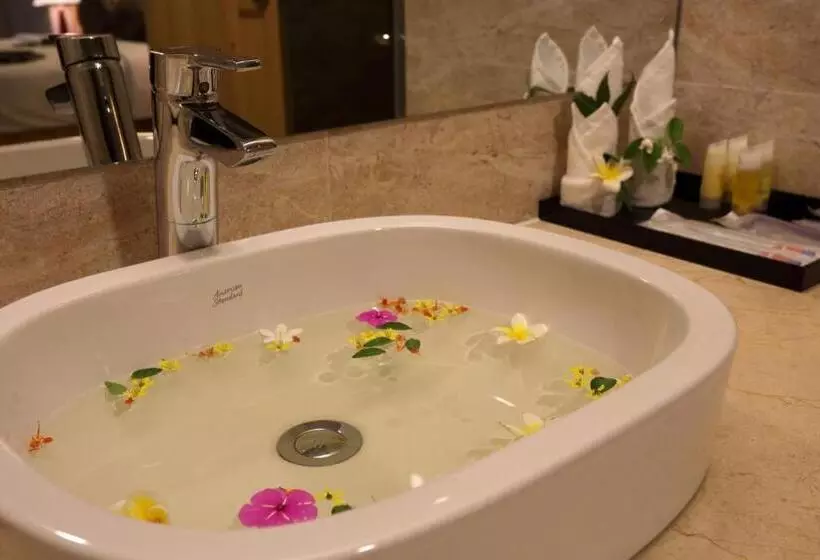 Deluxe-huone King-vuode, Muong Thanh Holiday Mui Ne