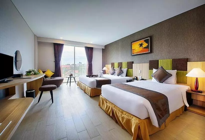 Deluxe Kolmen Hengen Huone Merinäkymä, Muong Thanh Holiday Mui Ne