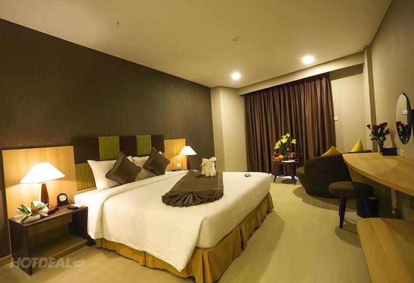 اتاق لوکس با بالکن و چشم‌انداز دریا, Muong Thanh Holiday Mui Ne