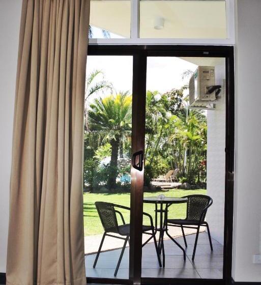 غرفة إقتصادية, Oasis