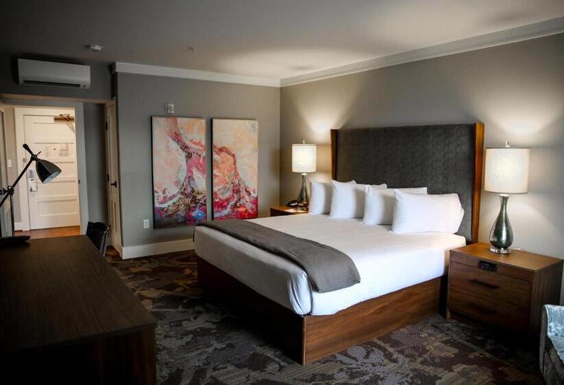 Номер Стандарт Кровать Кинг Адаптированный для Инвалидов, The Inn At The Crossroads