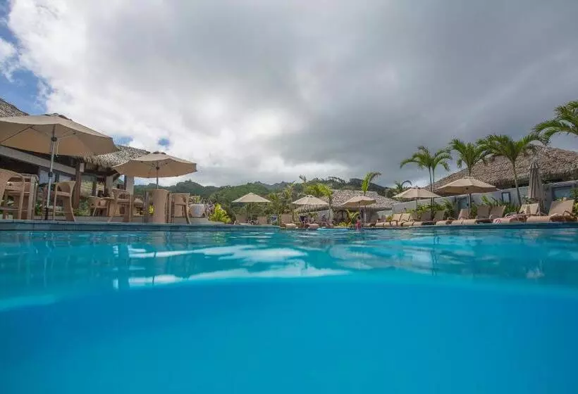 سوییت جونیور, Nautilus Resort