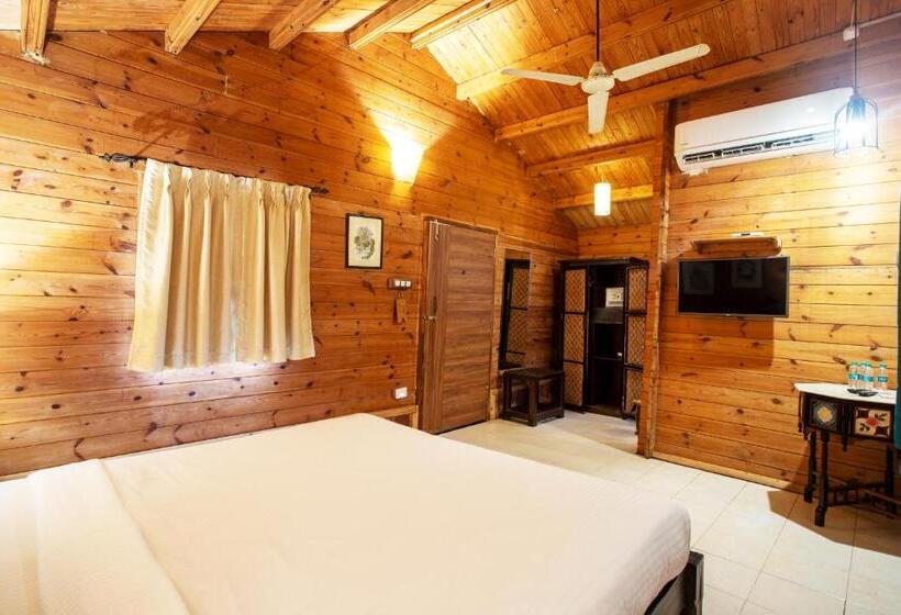 Хижина, Stone Water Eco Resort