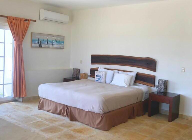 جناح, Casa Del Golfo El Salvador