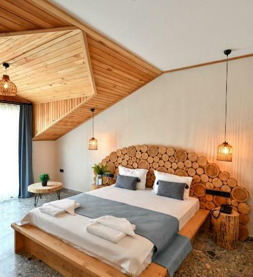 غرفة ديلوكس, Letoon Antique