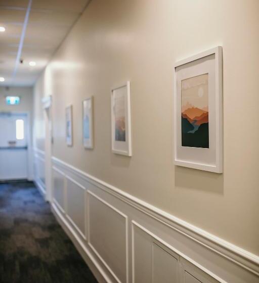 标准工作室带阳台, Stirling All Suites