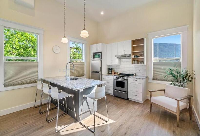 豪华房间, Stirling All Suites