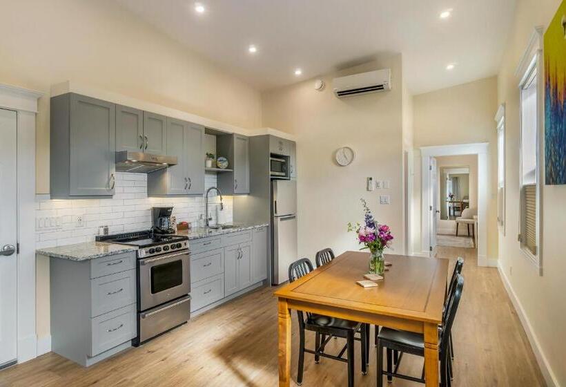 总统套房, Stirling All Suites