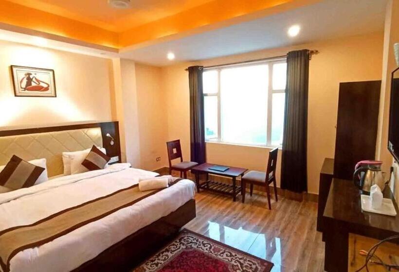 Номер Стандарт Трехместный, Garden Retreat