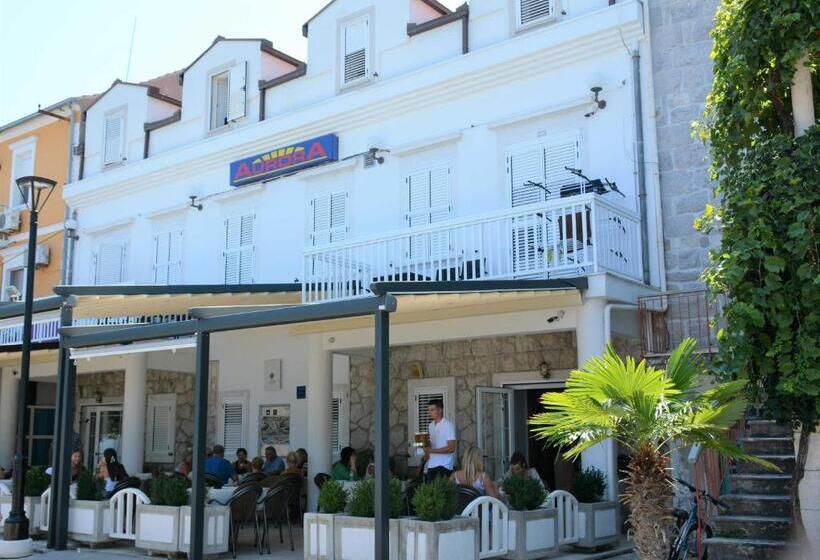 اتاق استاندارد با چشم‌انداز دریا, Guesthouse Aurora