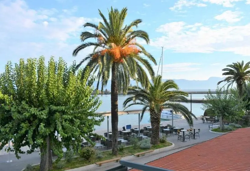 Triple Room Sea View, Guesthouse Aurora