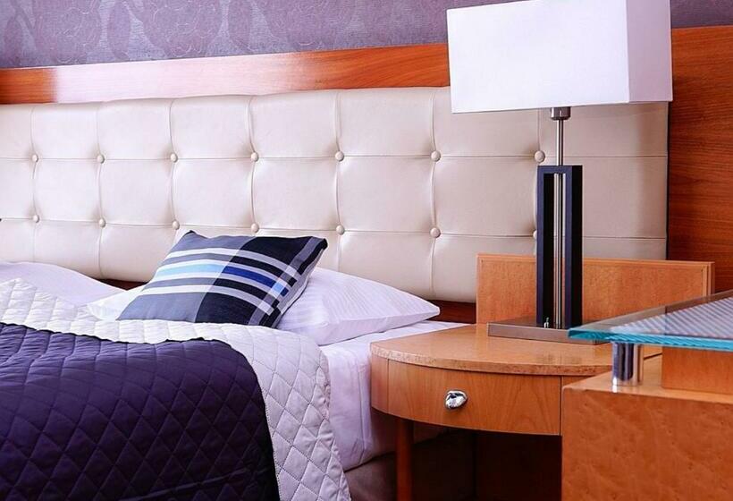 اتاق سوپریور, Platinum Ostróda