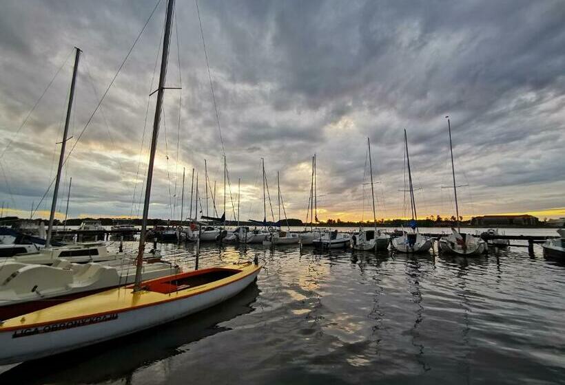 اتاق استاندارد سه نفره, Platinum Ostróda