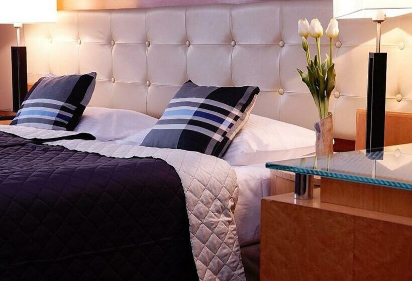 اتاق استاندارد یک نفره, Platinum Ostróda