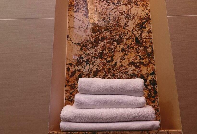 اتاق سوپریور, Platinum Ostróda