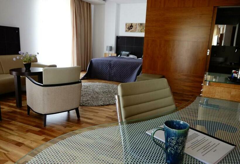 استودیوی استاندارد, Platinum Ostróda