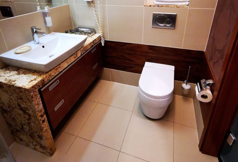 Номер Стандарт, Platinum Ostróda