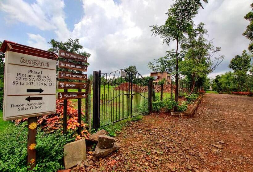 ‫فيلا غرفة نوم واحدة, Pushpam Lords Resort Karjat  Pure Veg