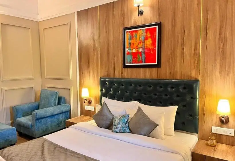 プール付き1ベッドルームヴィラ, Pushpam Lords Resort Karjat Pure Veg