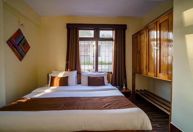 חדר דלוקס, Sernya   M.g.marg