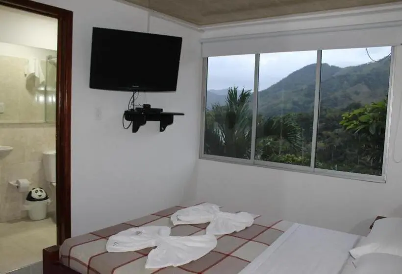 エコノミートリプルルーム, Ecohotel Campo Alegre