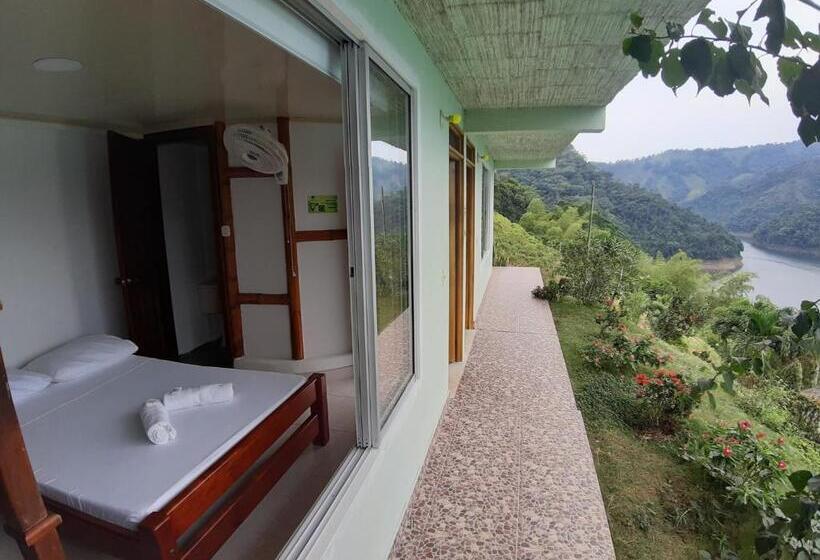 정원 전망 4인용 스탠다드 룸, Ecohotel Campo Alegre