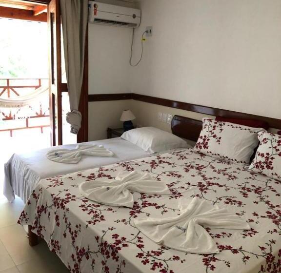 חדר סטנדרט לשלושה עם מרפסת, Garapua Praia