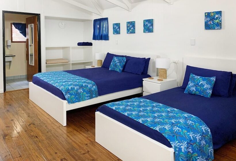 Номер Стандарт, Airlie Beach Magnums   Adults Only